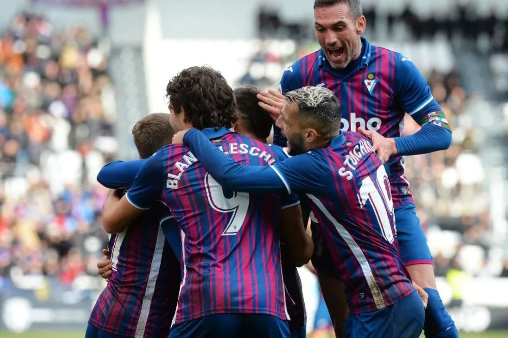 在繁重的比 在繁重的比